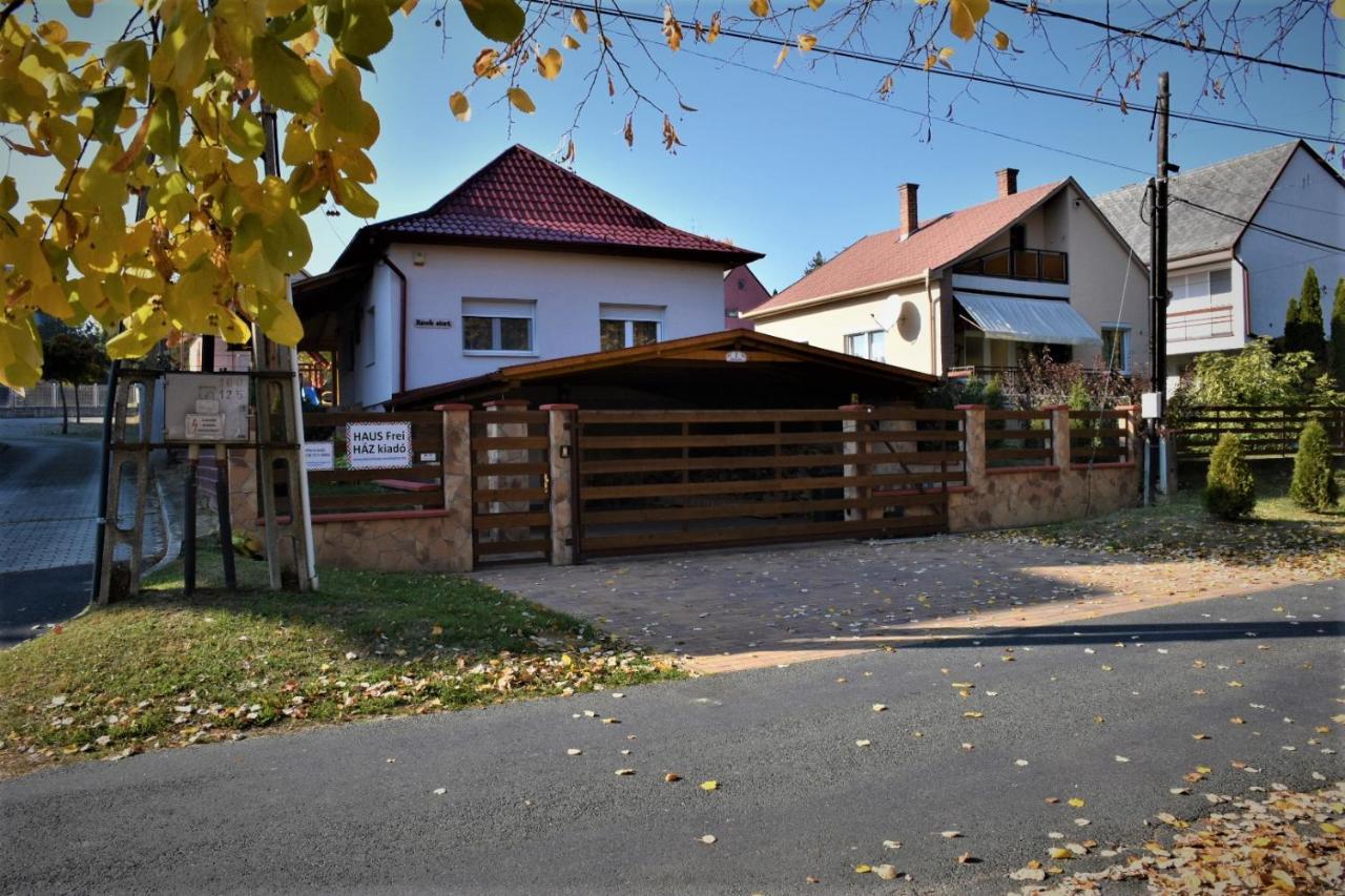 Keknefelejcs Vendeghaz Villa Zalakaros Exteriör bild