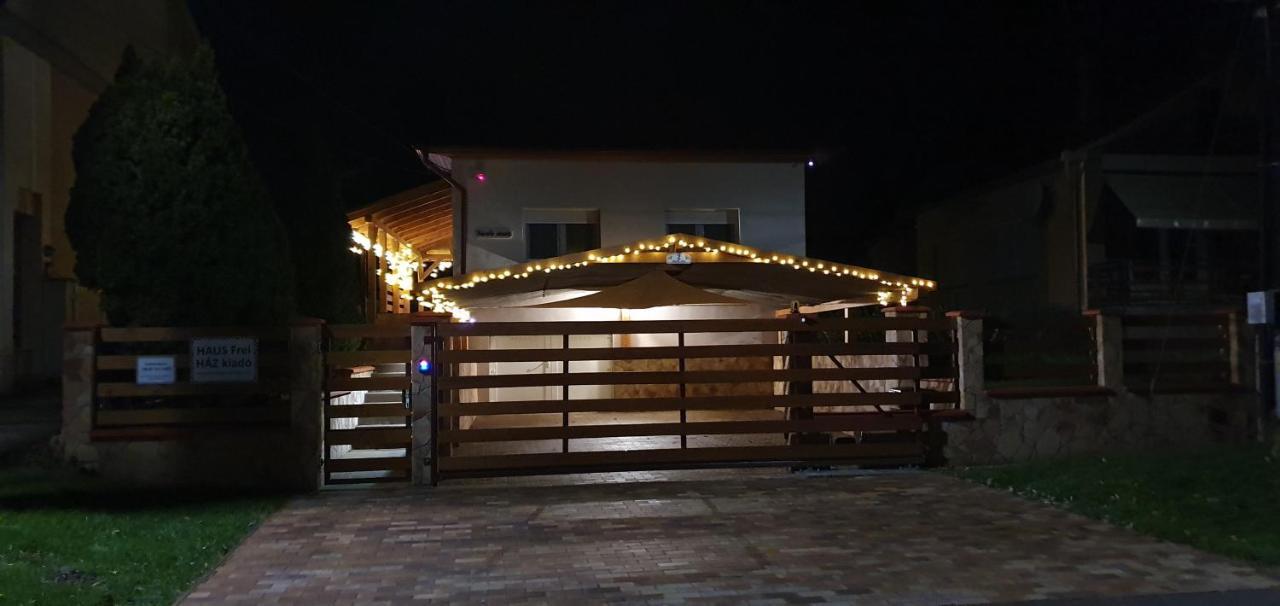 Keknefelejcs Vendeghaz Villa Zalakaros Exteriör bild